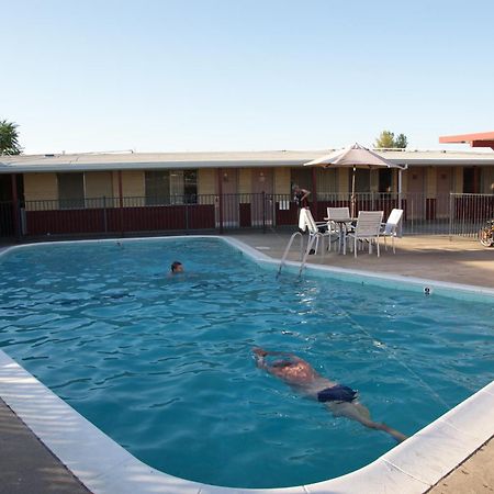 Gateway Inn Red Bluff Esterno foto