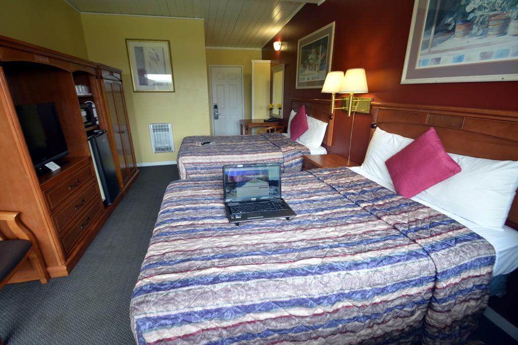Gateway Inn Red Bluff Esterno foto