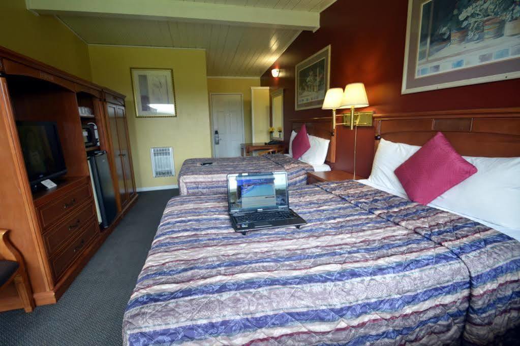 Gateway Inn Red Bluff Esterno foto