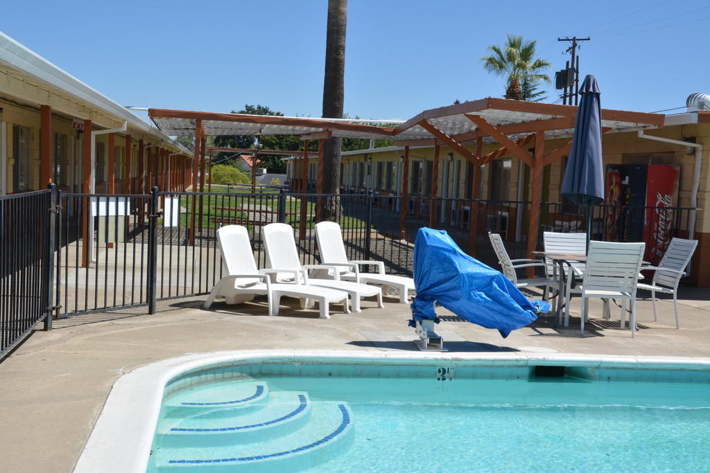 Gateway Inn Red Bluff Esterno foto