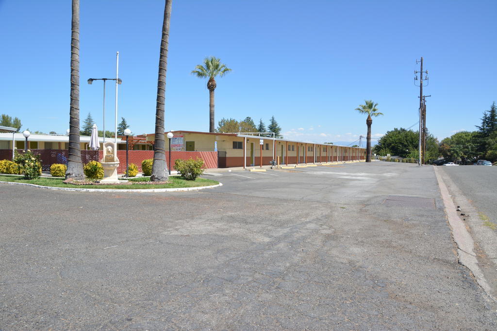 Gateway Inn Red Bluff Esterno foto